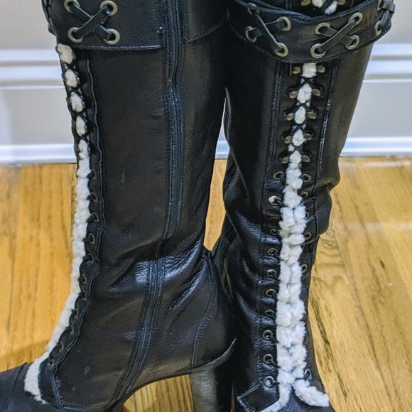 COACH Knee-High Lace-up Leather Boots Size 8 EUC - Picture 8 of 14